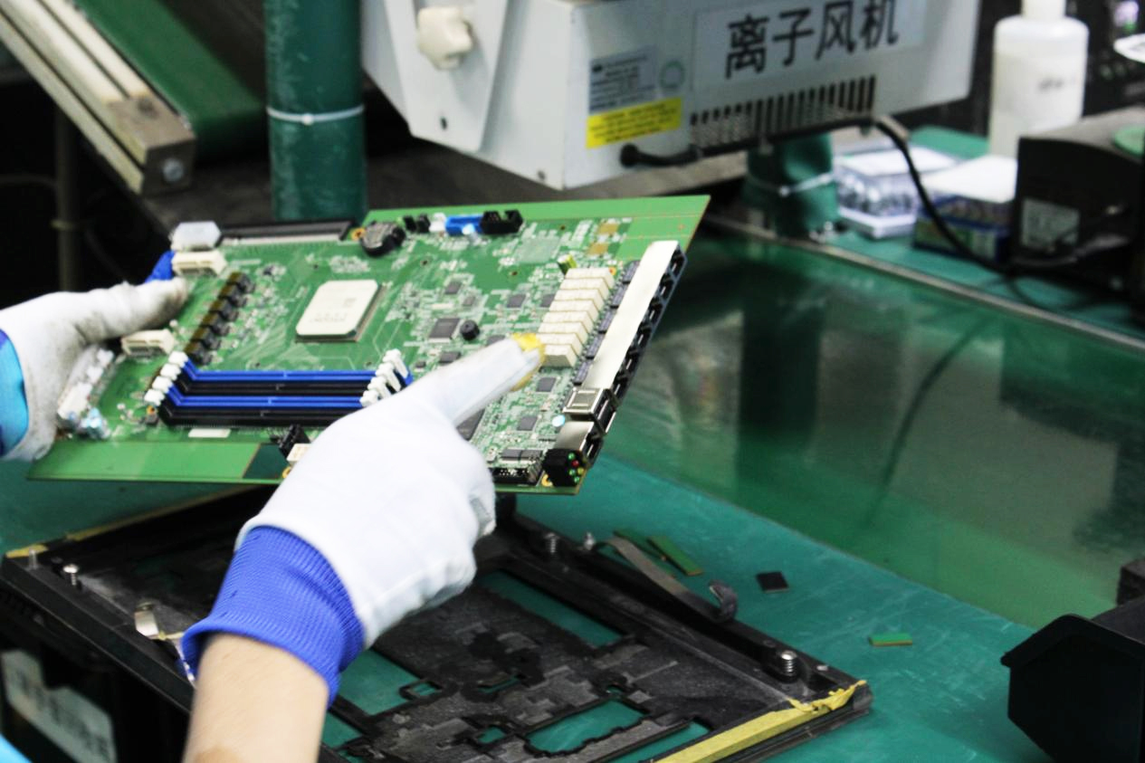 精工鑄就:探秘廣州高能工控主板生產核心環節(圖6) 精工鑄就:探秘廣州高能工控主板生產核心環節(圖6)